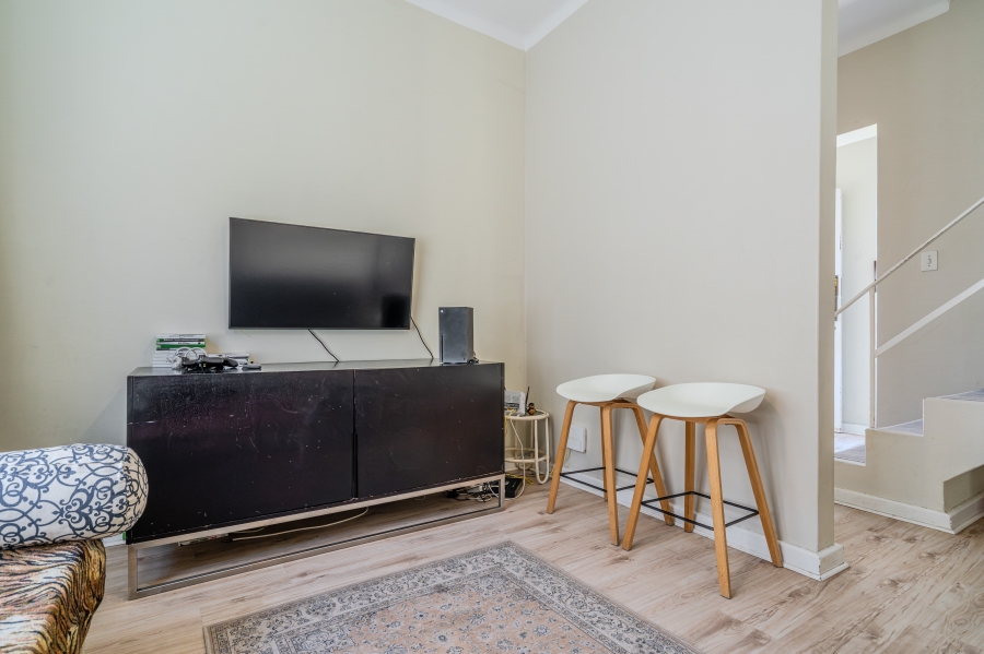 3 Bedroom Property for Sale in Oranjezicht Western Cape